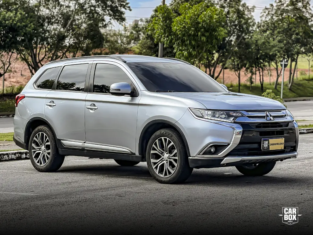 Outlander - Foto
